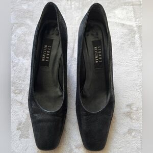 Stuart Weitzman classic Black low heels